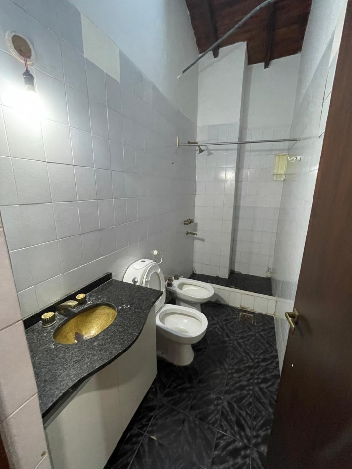 Casa de 4 dormitorios en ALQUILER