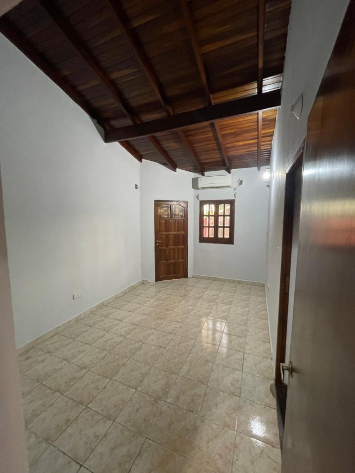 Casa de 4 dormitorios en ALQUILER