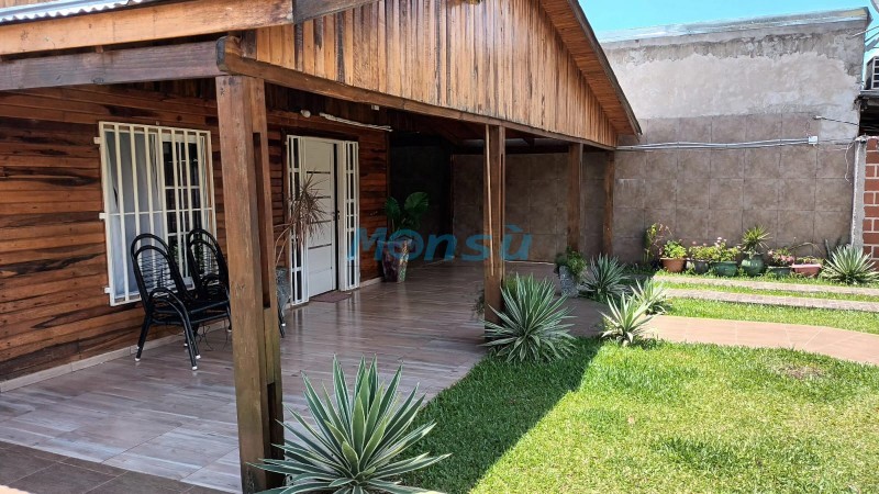Casa de 3 dormitorios en ALQUILER en GARUPA 