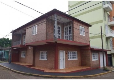 Casa de 4 dormitorios en VENTA